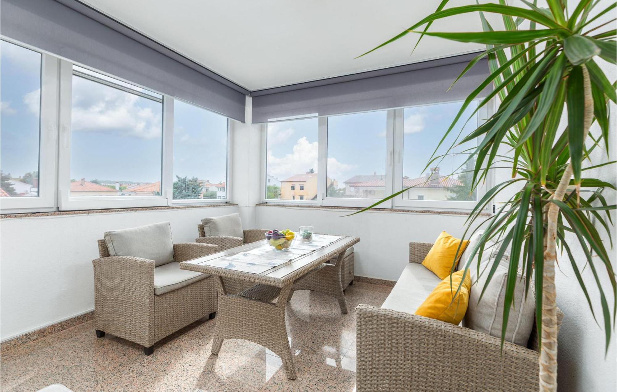 Lovely Apartment In Valbandon With Kitchen Fažana エクステリア 写真